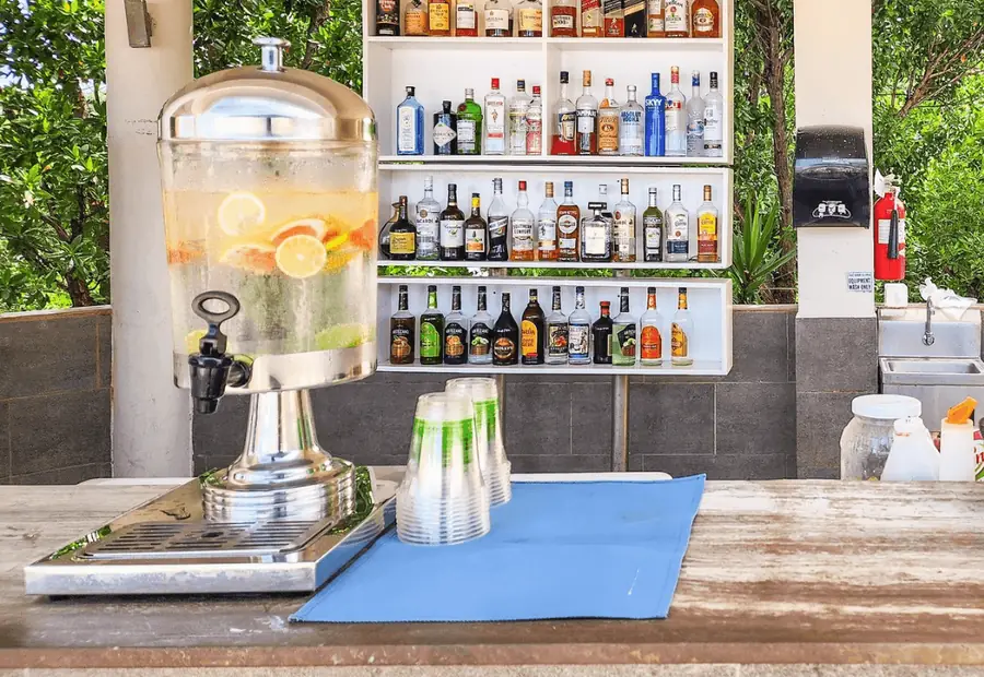 Royalton Antigua, An Autograph Collection All-Inclusive Resort — Bar & Dining