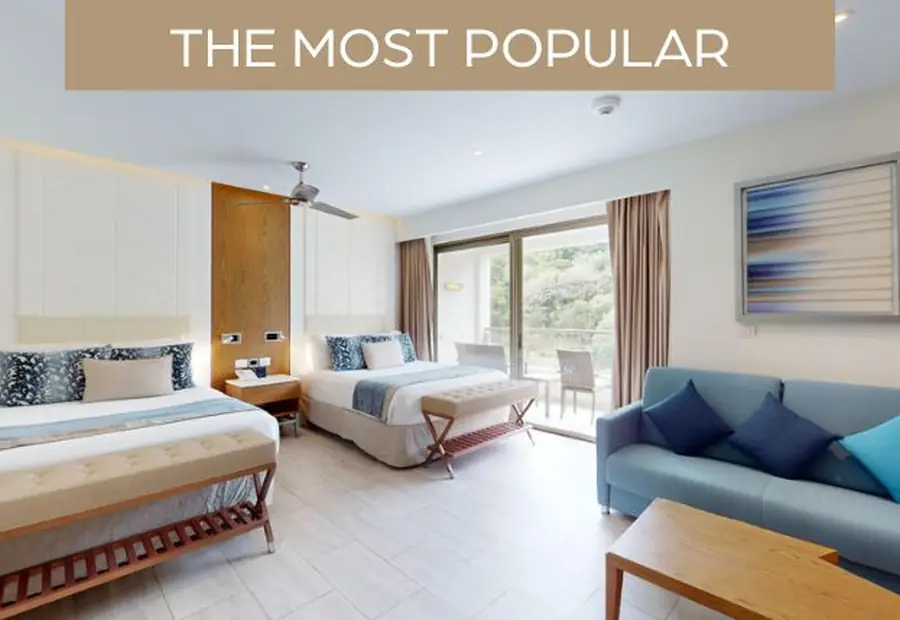 Luxury Junior Suite Bay View — Bedroom