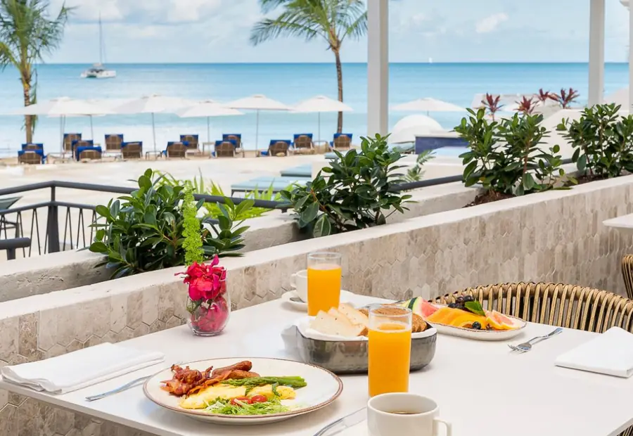 Royalton CHIC Antigua, An Autograph Collection All-Inclusive Resort — Bar & Dining