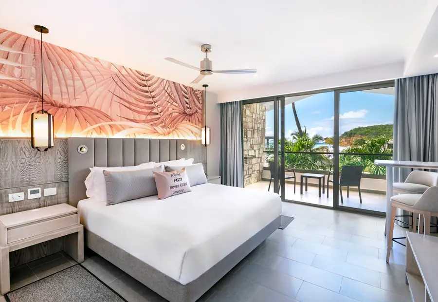 Garden View — Diamond Club — Diamond Club Bedroom